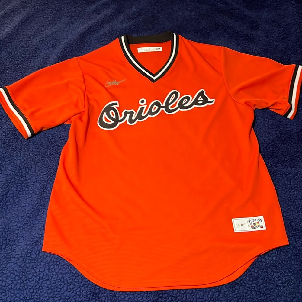 MLB Baltimore Orioles Nike retro cooperstown large baseball jersey